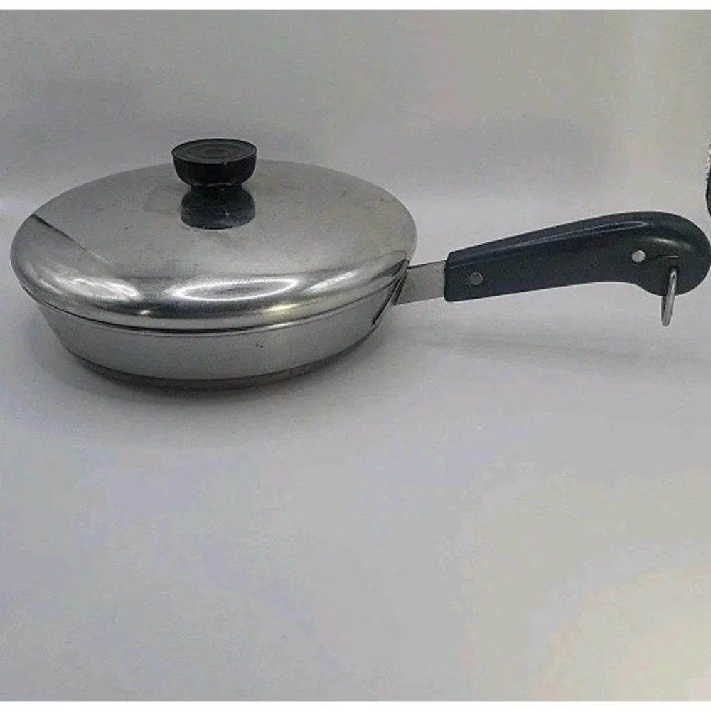 Vintage Revere Ware 8